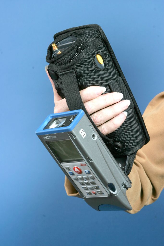 An important accessory to BROOM’s PDA device is a Leica DISTOª Plus laser range finder. The wireless laser range finder maps out with pinpoint accuracy the location from where samples are taken.