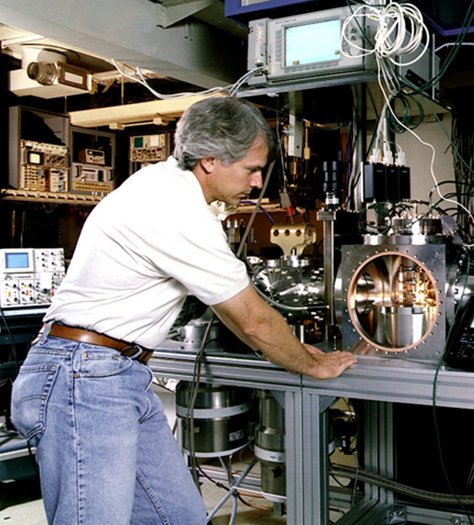 Carl Hayden prepares to image dimer molecules very rapidly as they split and emit electrons.